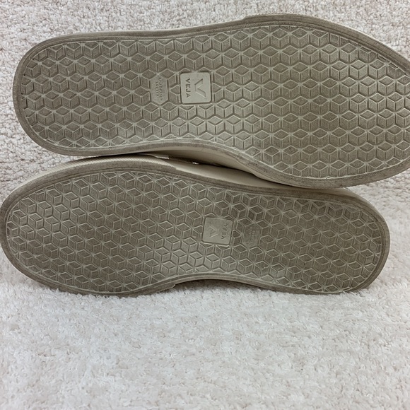 Veja White and Tan/Gray Sneakers - Picture 6 of 7